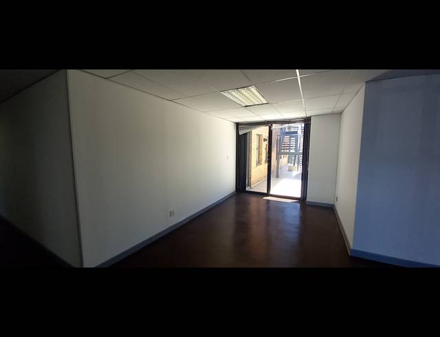 809M² OFFICE TO LET IN PAULSHOF